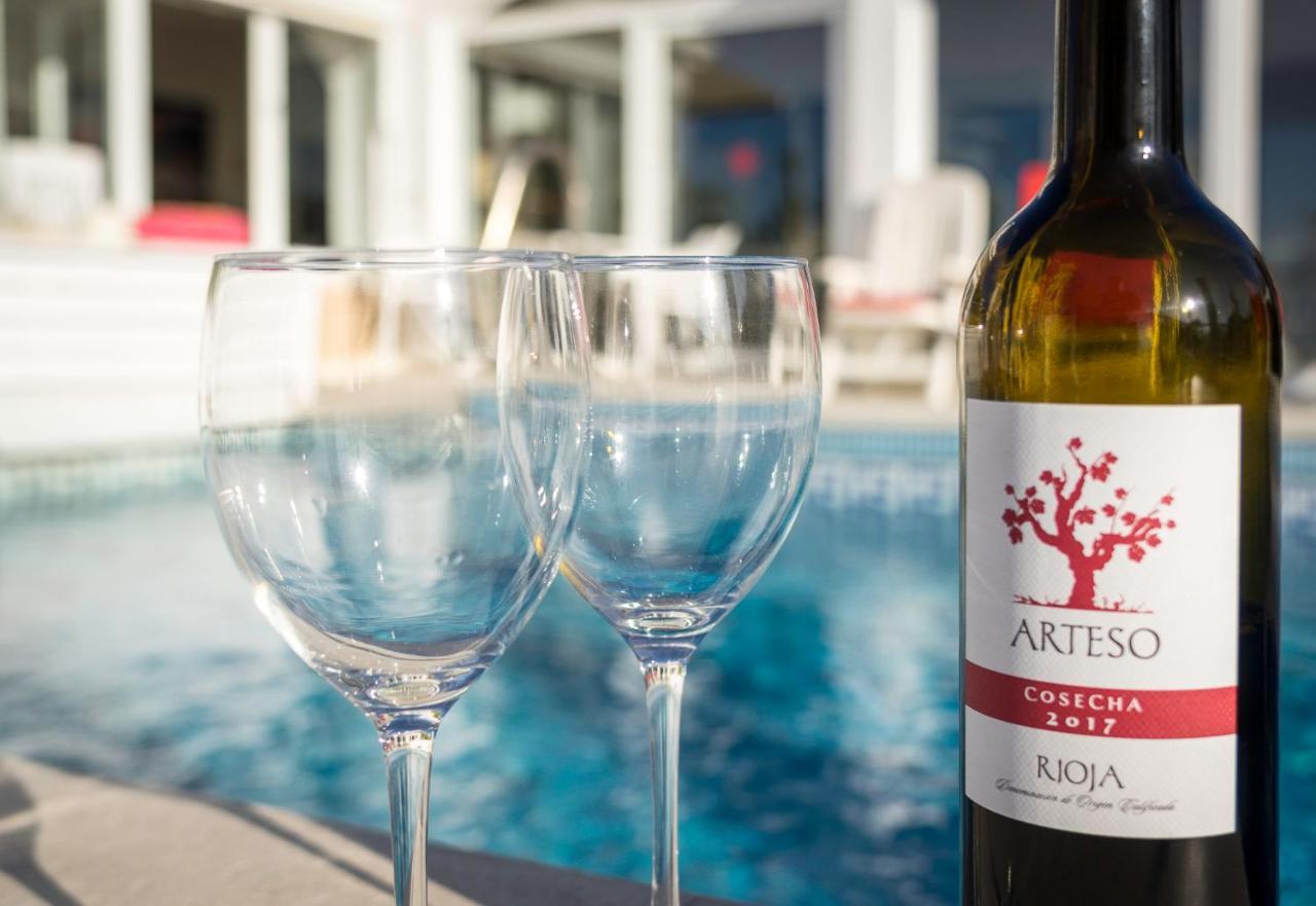 Relaxing Villa Heated Pool Luxurious Views Massage Санта-Урсула Экстерьер фото